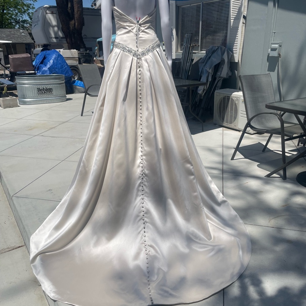 Couture Bridal Collection - Picture 2 of 15